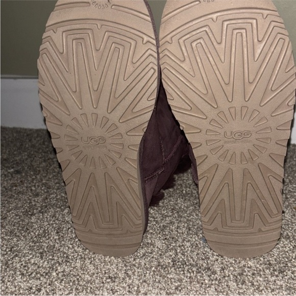 Brand new limited edition UGG boots - Picture 2 of 4